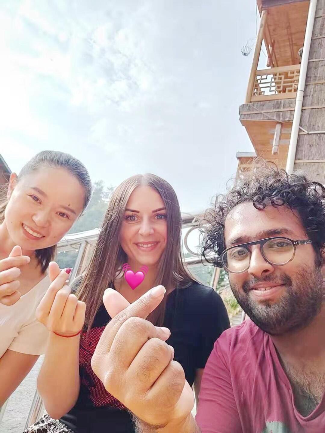 Tongfu Inn Жангжиаже Екстериор снимка